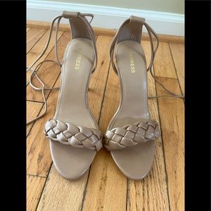 Express heels. Braided detail and lace up strap around ankle.